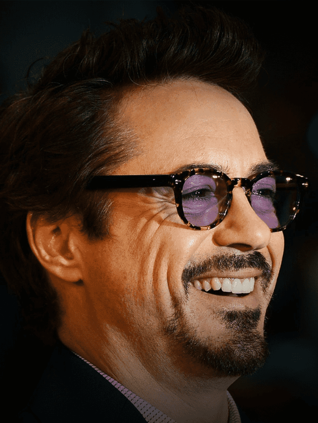 Robert Downey Jr Net Worth- How Much Does the Iron Man Earns?